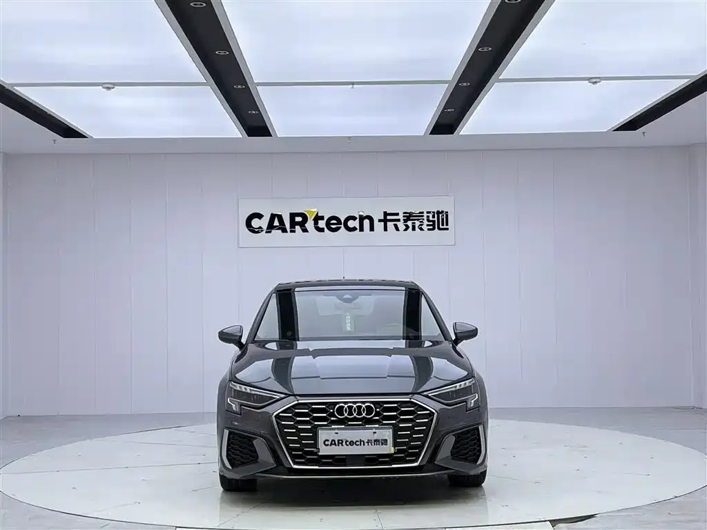 Audi A3 2024 из CN, фото 2