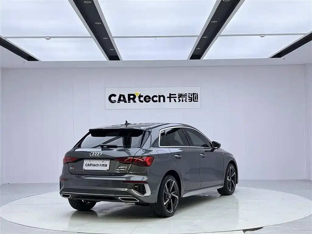 Audi A3 2024 из CN, фото 5