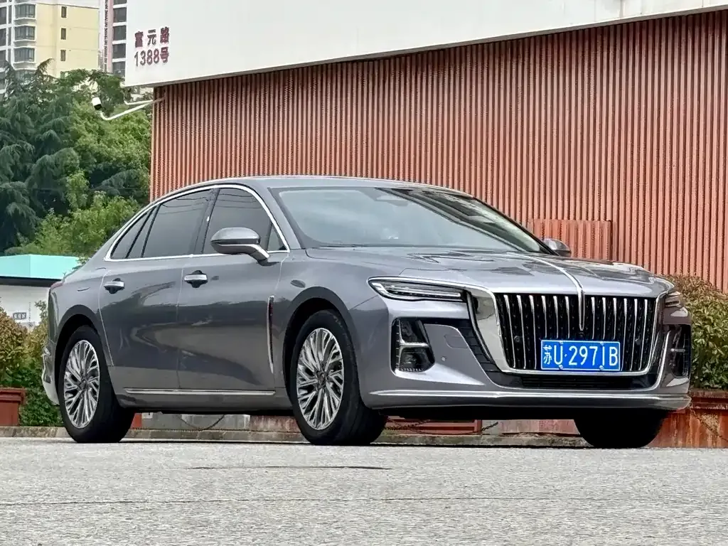 Hongqi H5 — фото 2