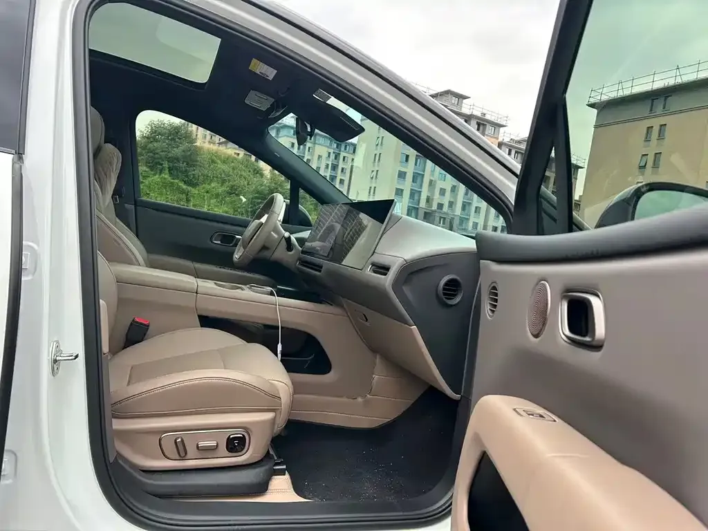 Li Auto i6 2025 из CN, фото 2