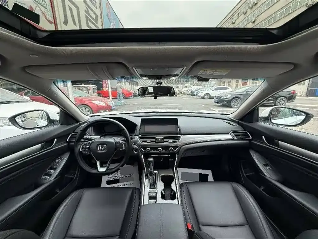 Honda Accord — фото 5