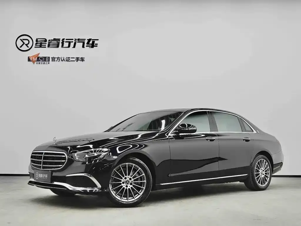 Mercedes-Benz E-Class — фото 1