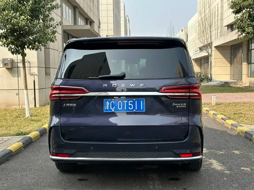Roewe iMAX8 — фото 8