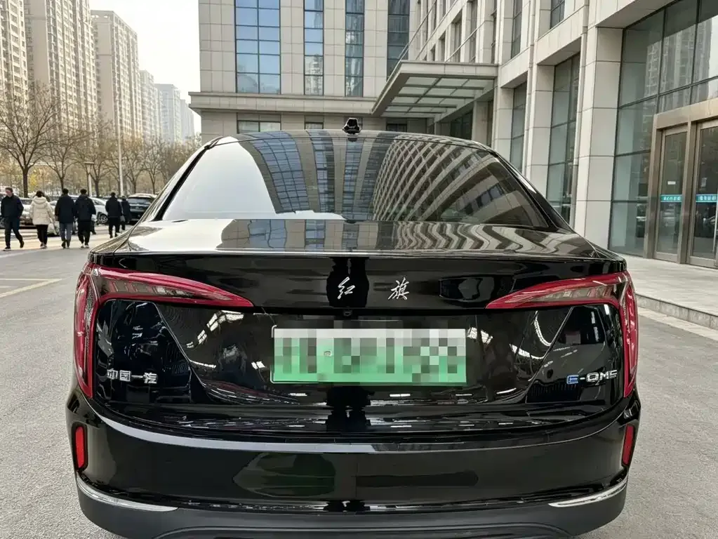 Hongqi E-QM5 2024 из CN, фото 5