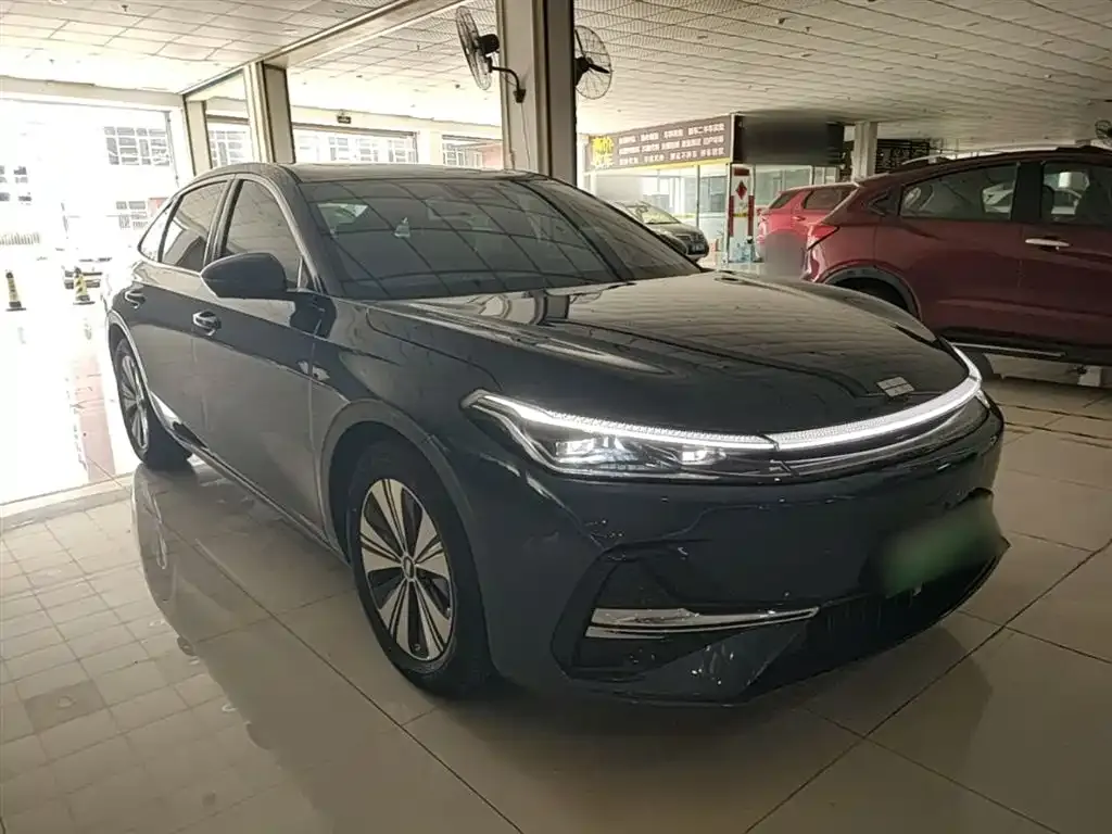 Geely Galaxy A7 2025 из CN, фото 3