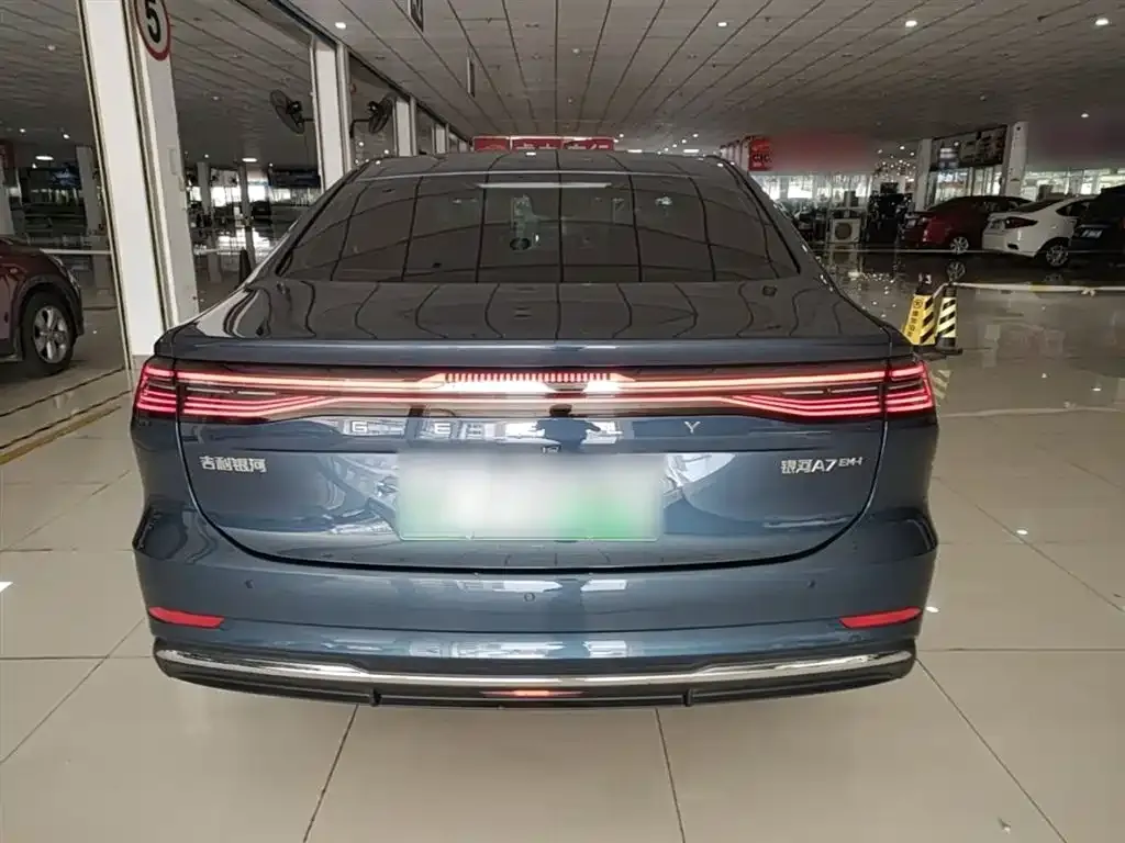 Geely Galaxy A7 2025 из CN, фото 4