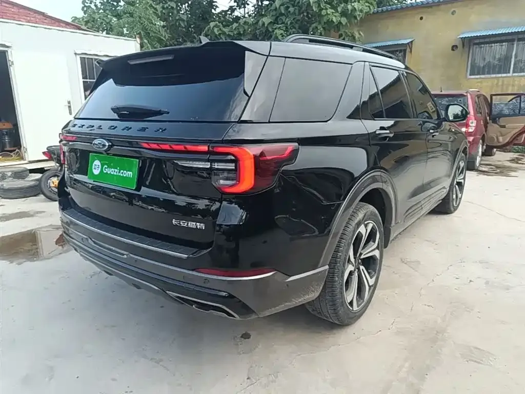 Ford Explorer 2022 из CN, фото 7