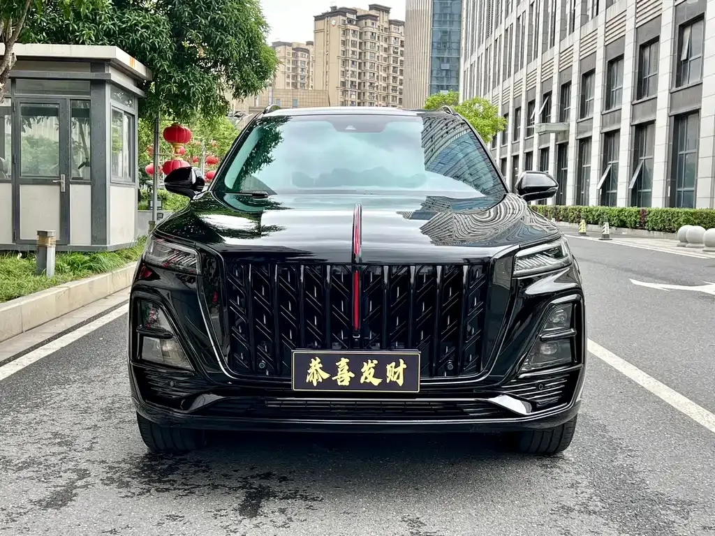 Hongqi HS5 — фото 1