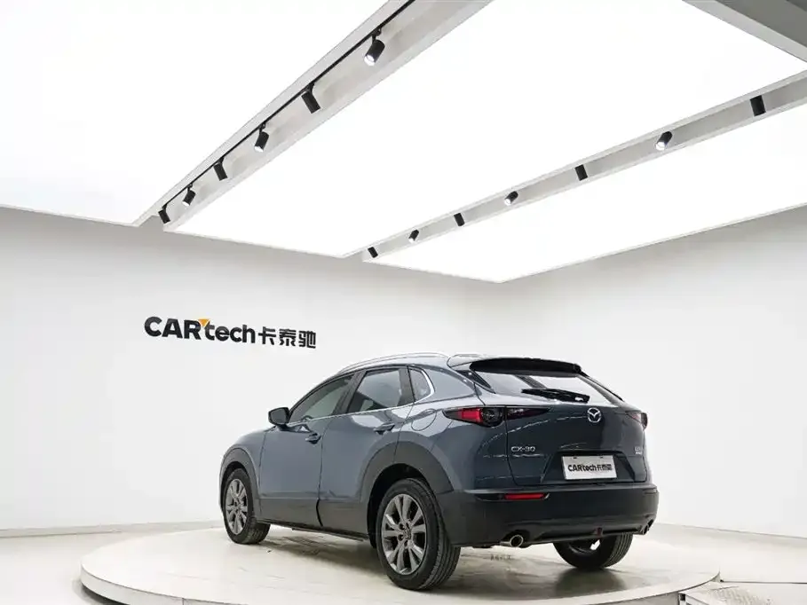 Mazda CX-30 — фото 7