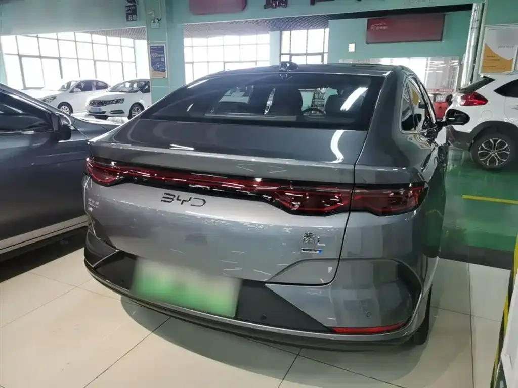 BYD Qin L — фото 3