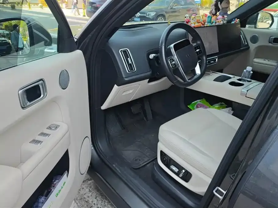 Li Auto L8 2023 из CN, фото 7