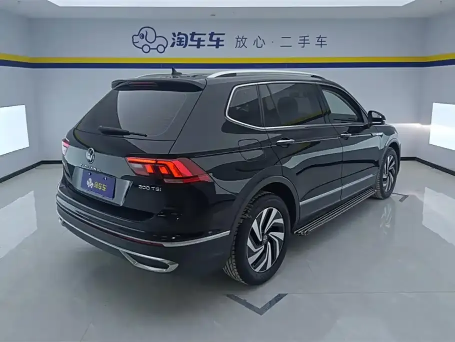 Volkswagen Tiguan L — фото 5
