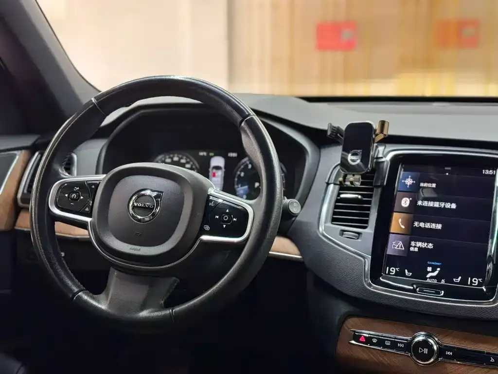Volvo XC90 2021 из CN, фото 4