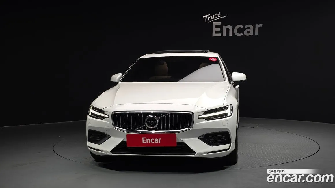 Volvo S60 — фото 10