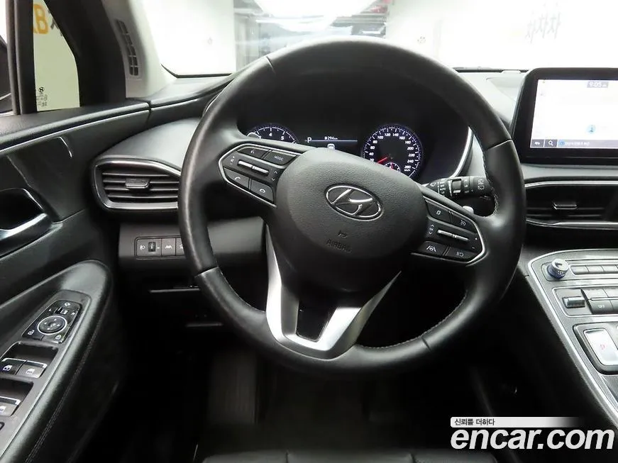 Hyundai Santafe 2023 из KR, фото 2