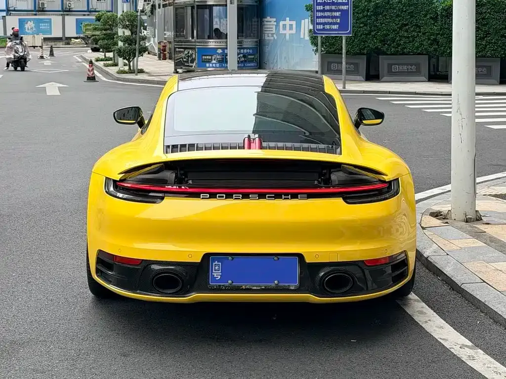Porsche 911 2021 из CN, фото 4