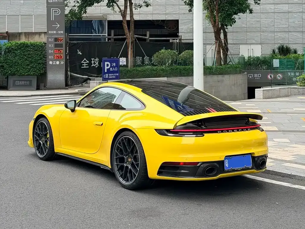 Porsche 911 2021 из CN, фото 10