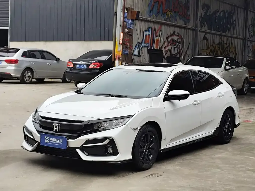 Honda Civic — фото 1