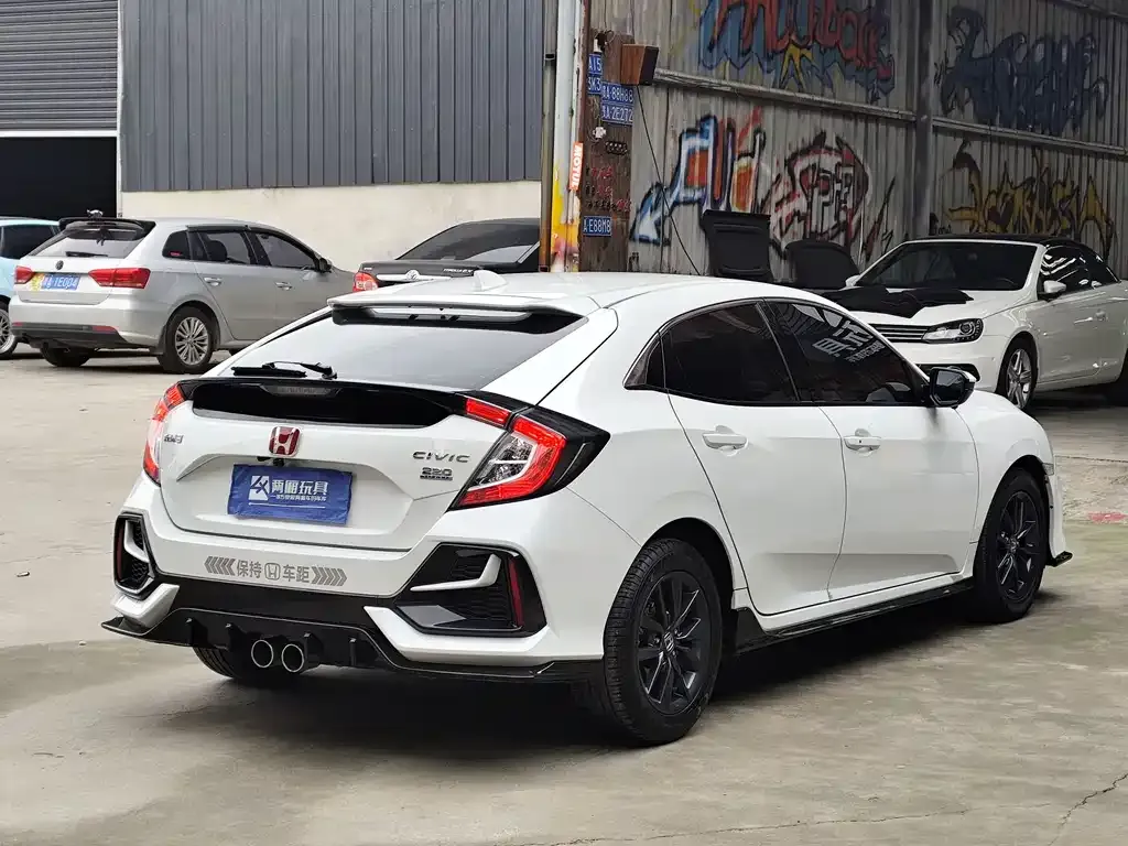 Honda Civic — фото 5