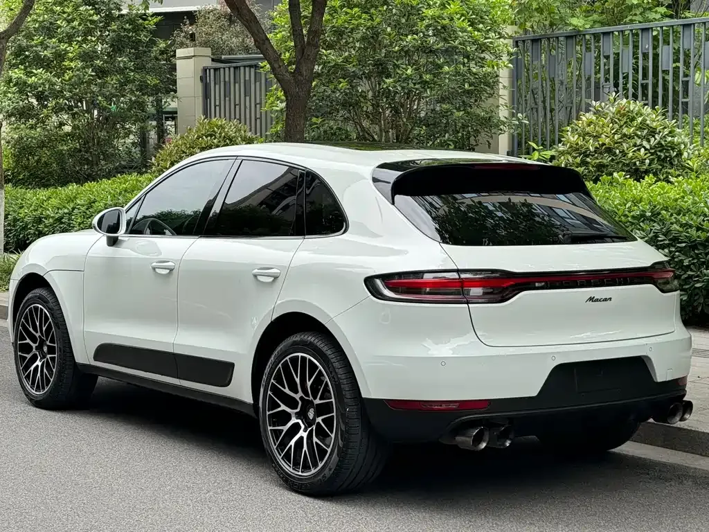 Porsche Macan — фото 6