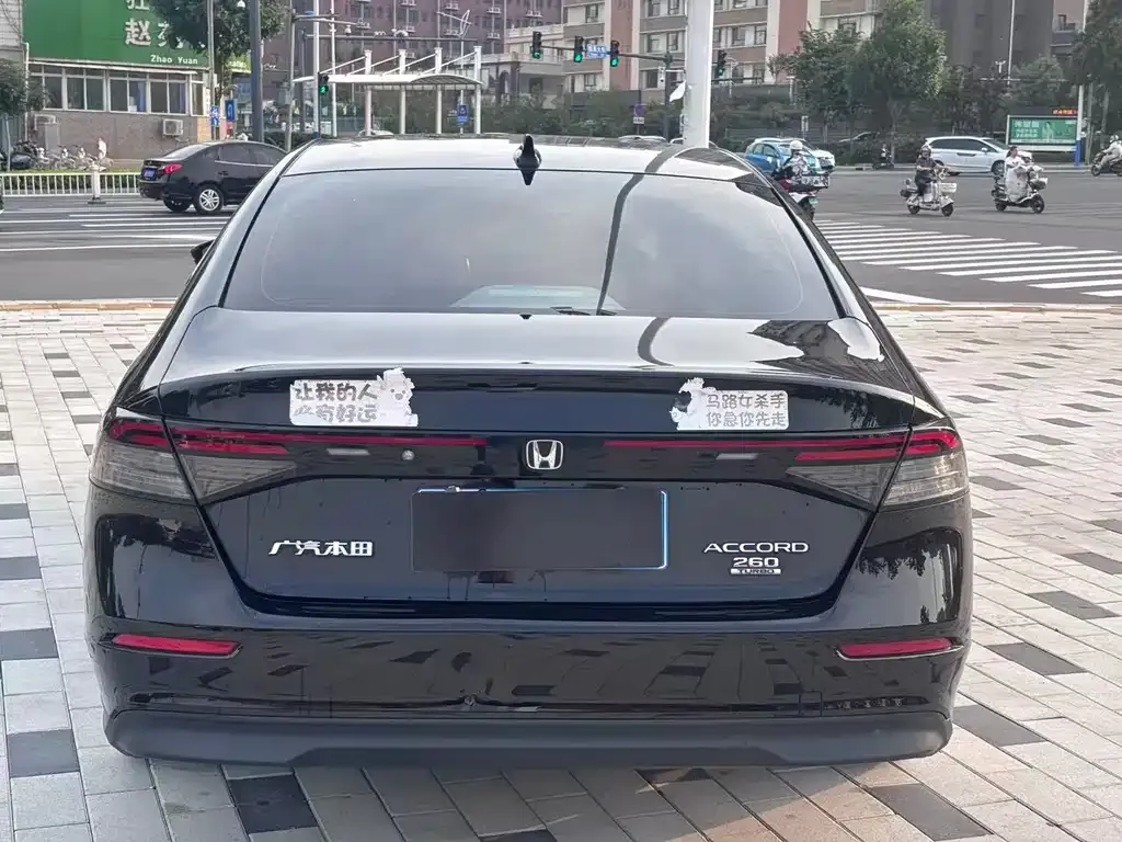 Honda Accord — фото 6