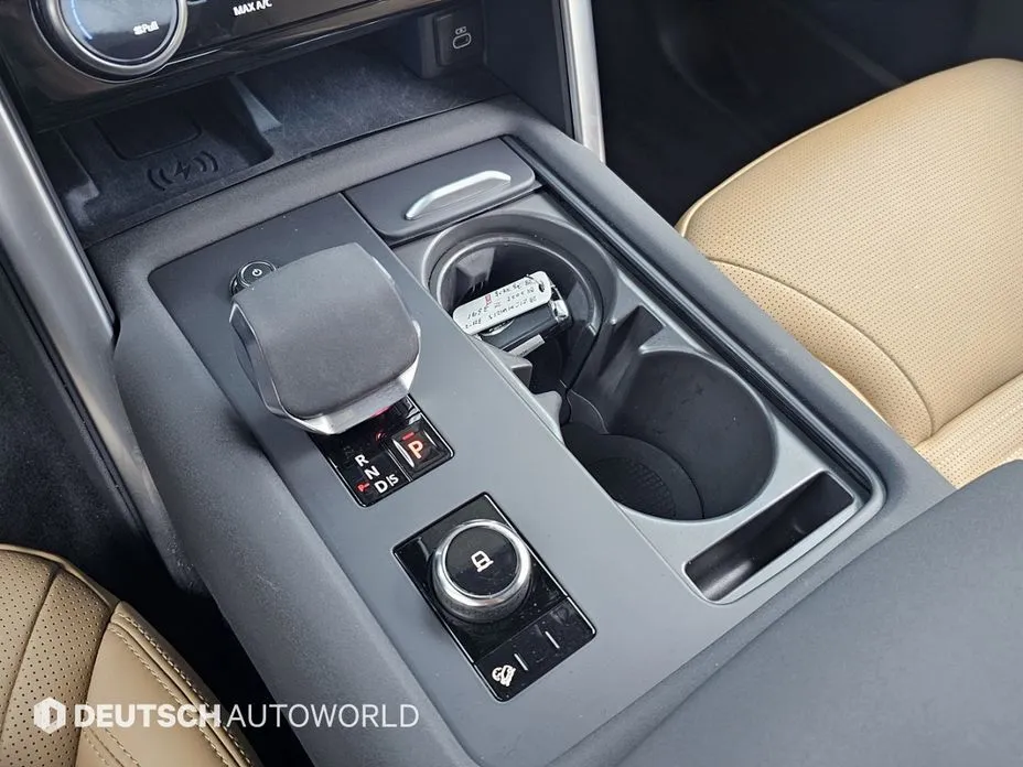 Land Rover Discovery 2025 из KR, фото 8