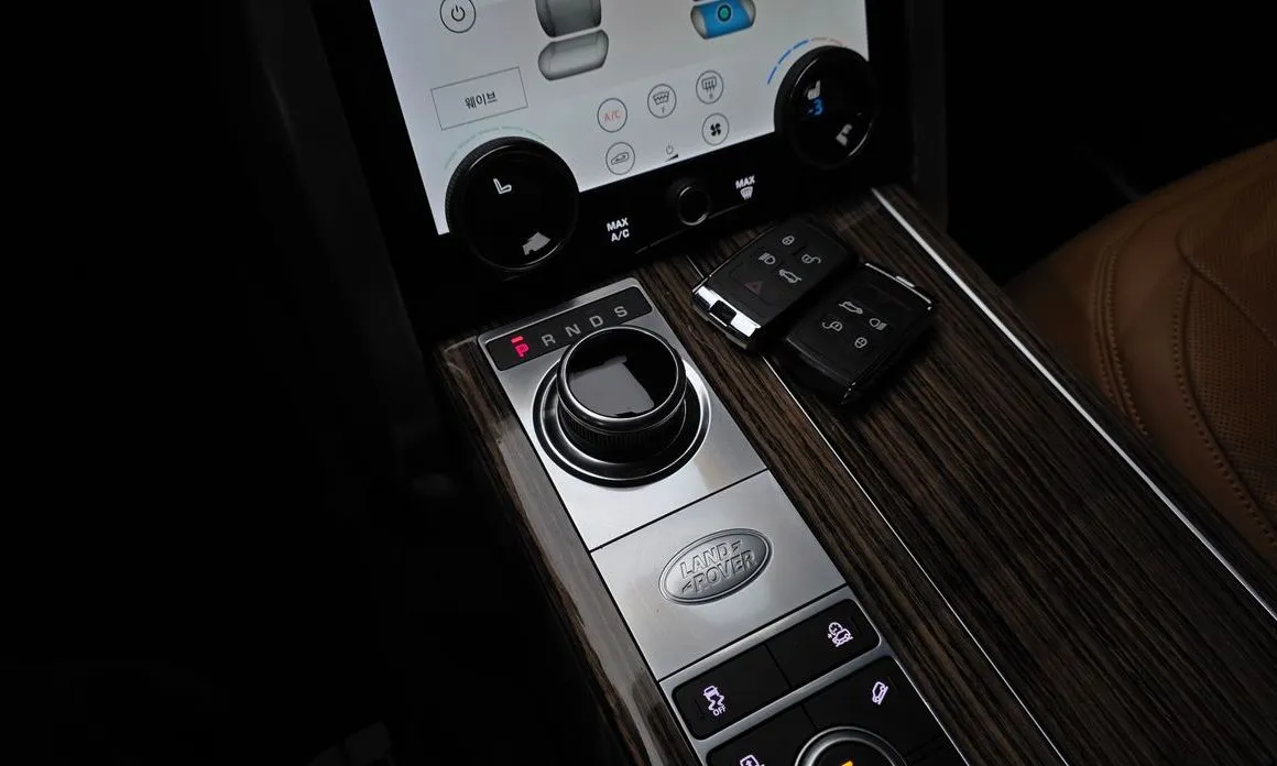Land Rover Range Rover 2021 из KR, фото 7