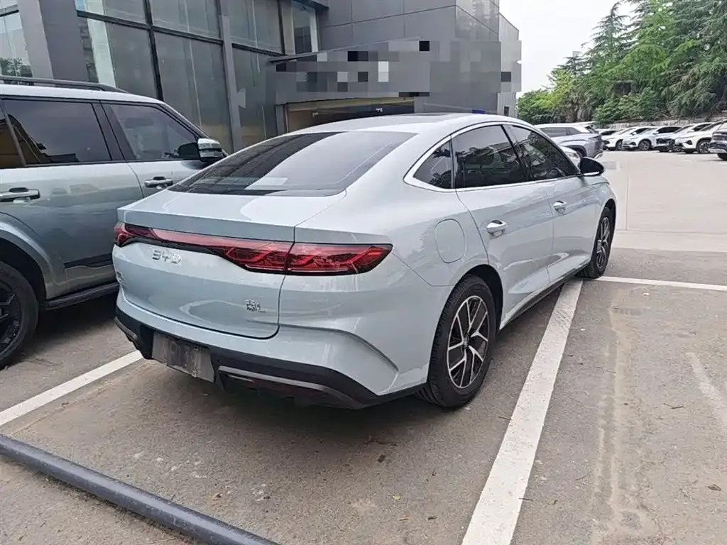 BYD Qin L — фото 2