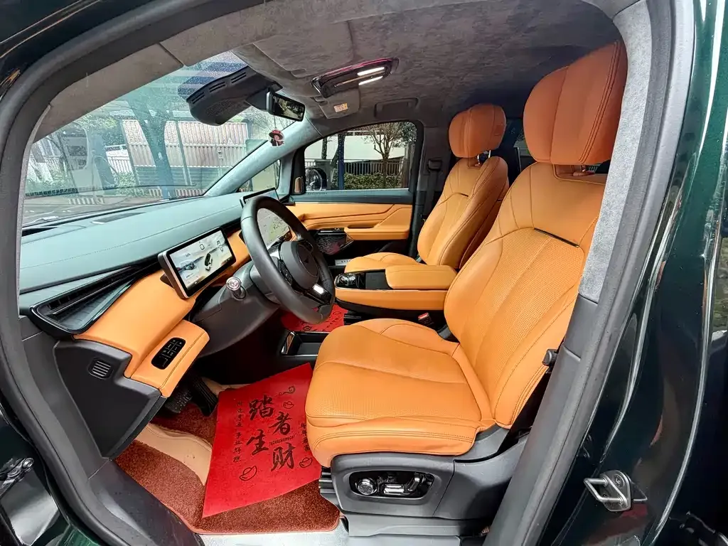 Geely Yizhen L380 2025 из CN, фото 2