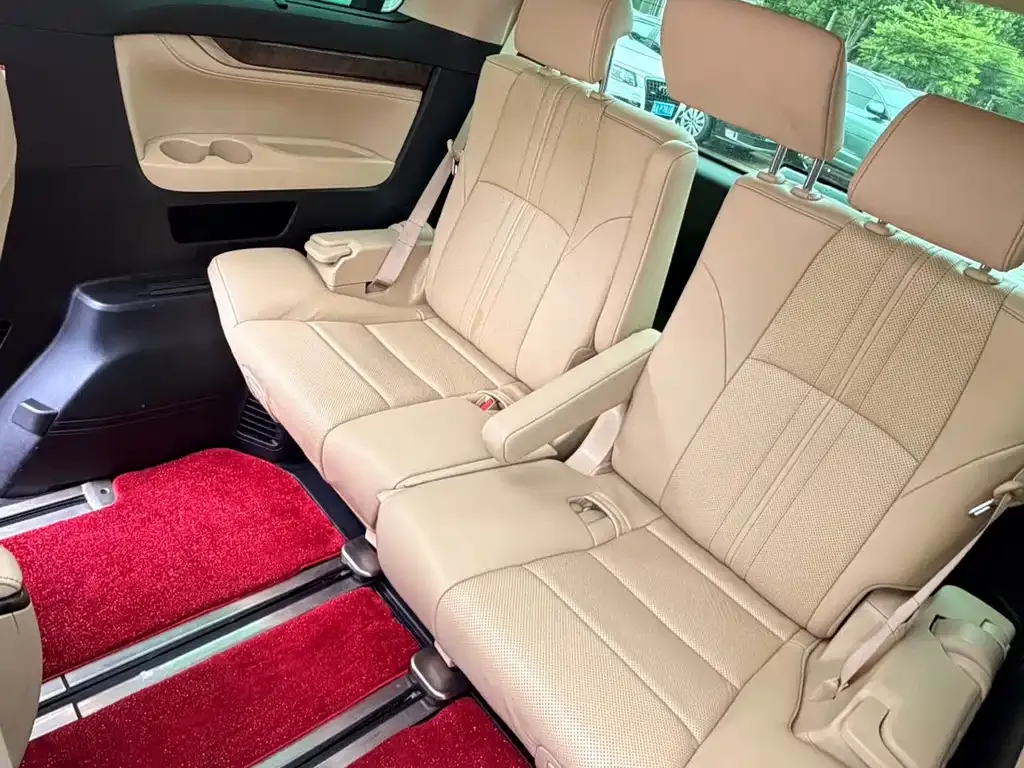 Toyota Alphard 2021 из CN, фото 7