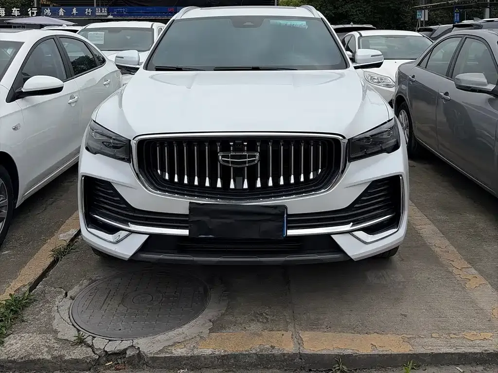 Geely Xingyue L — фото 9