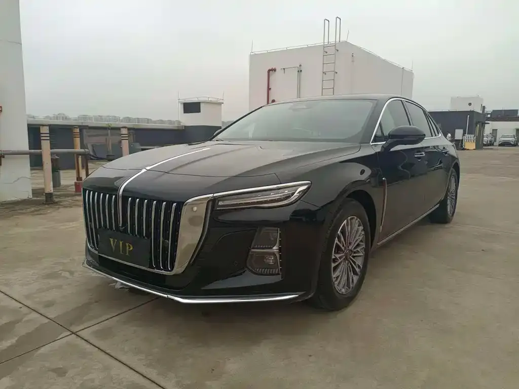 Hongqi H5 — фото 1
