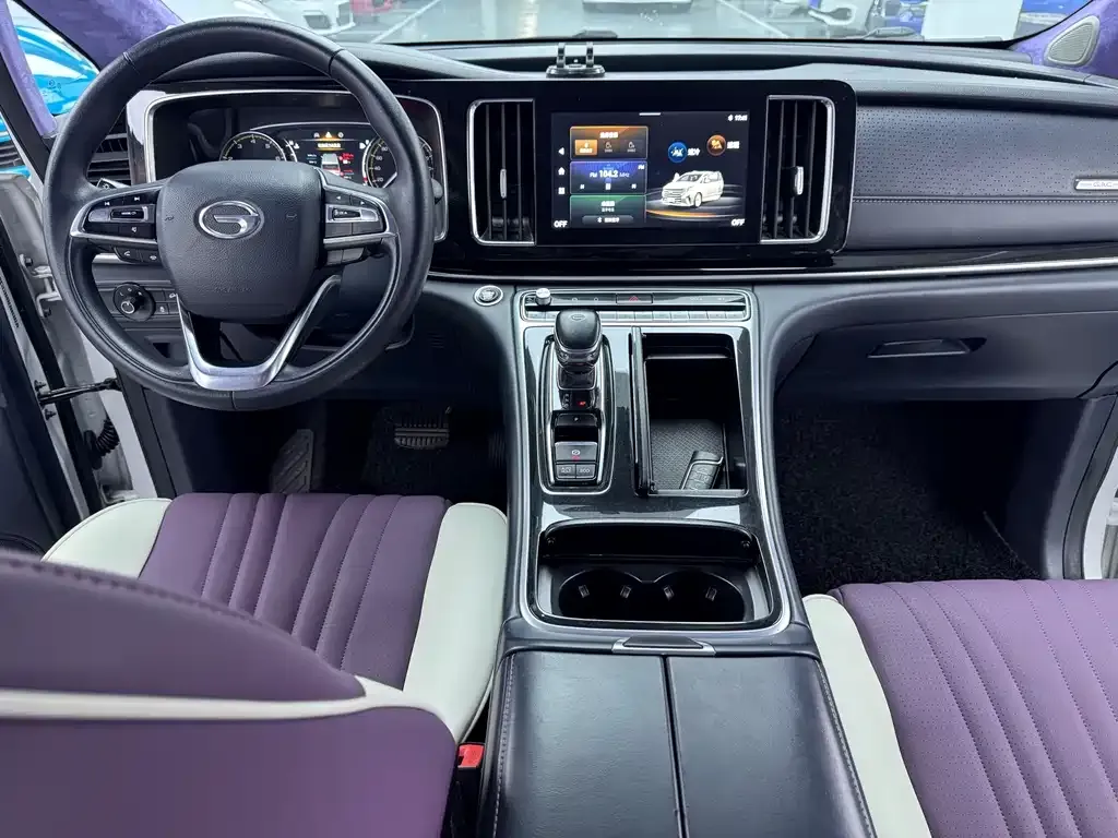 GAC Motor Trumpchi M8 — фото 3