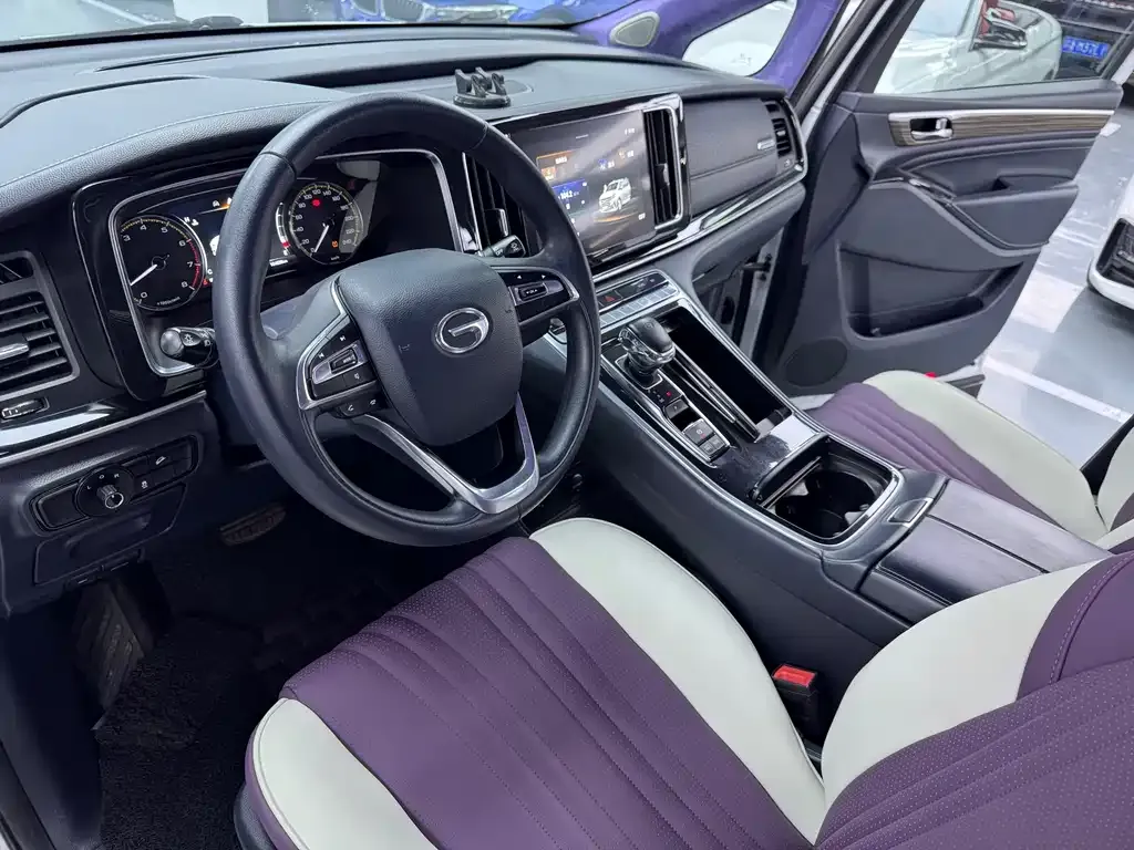GAC Motor Trumpchi M8 — фото 9
