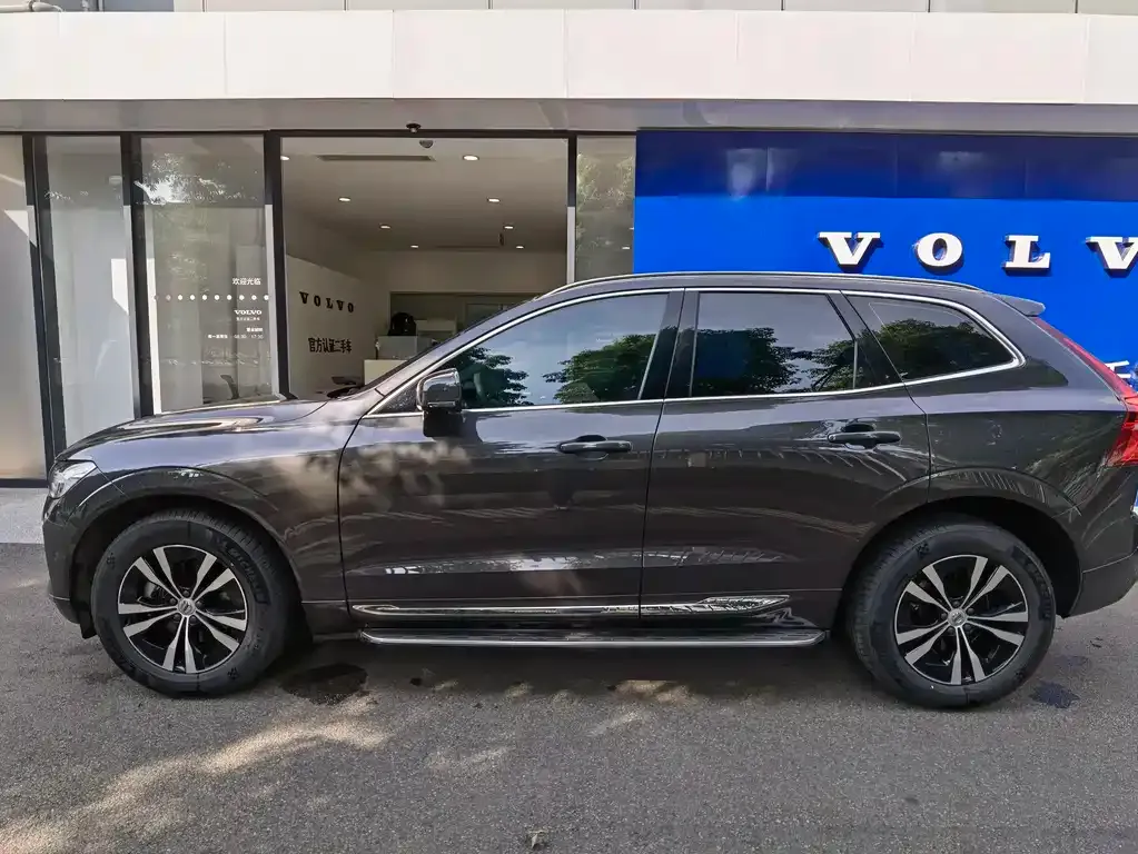 Volvo XC60 — фото 3