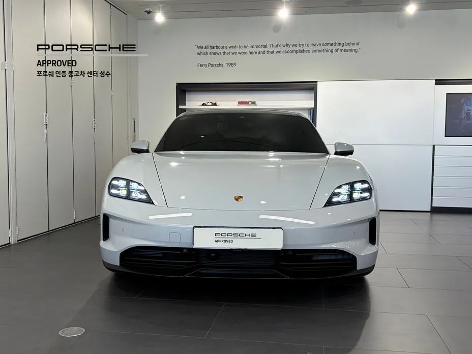 Porsche Taycan 2026 из KR, фото 7
