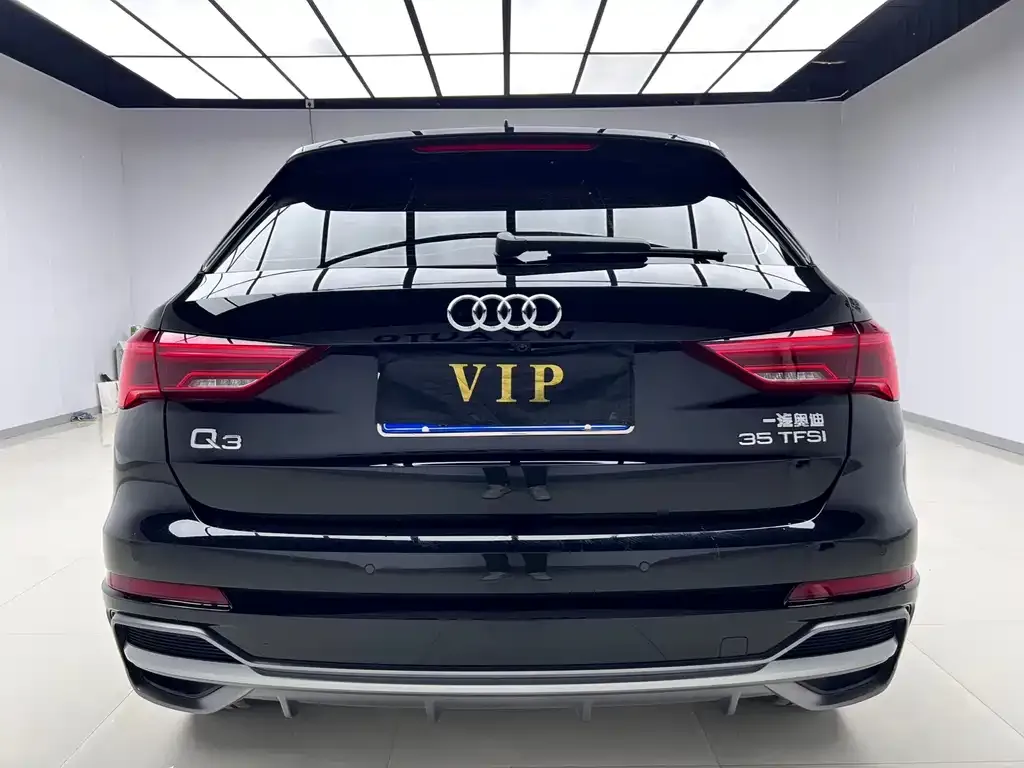 Audi Q3 — фото 2