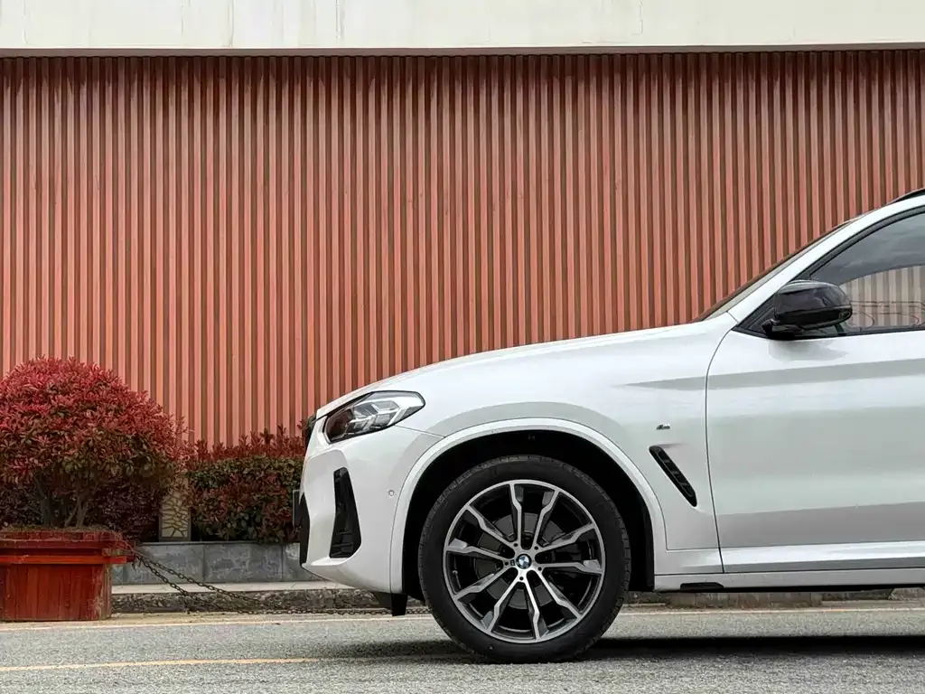 BMW X3 — фото 3