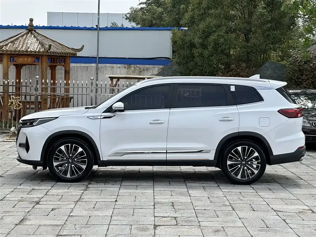 Chery Tiggo 8 PRO — фото 10