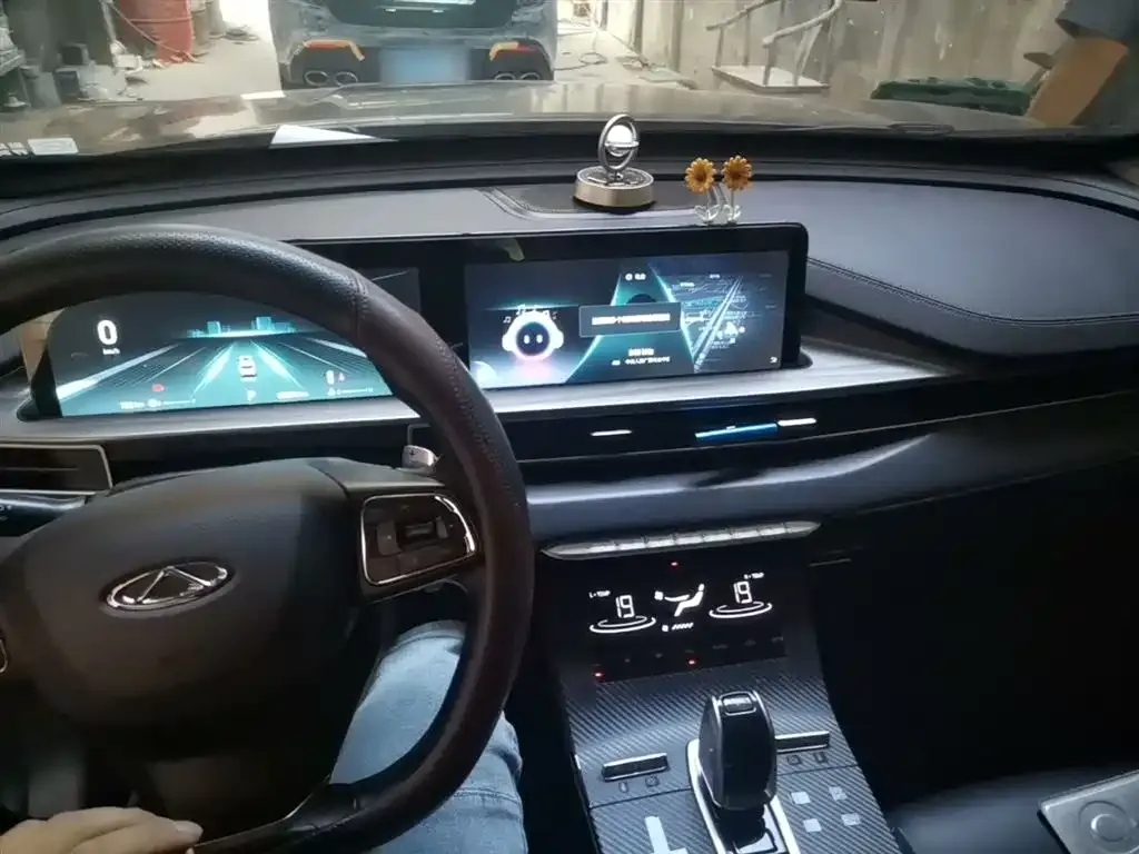 Chery Tiggo 8 PLUS — фото 9