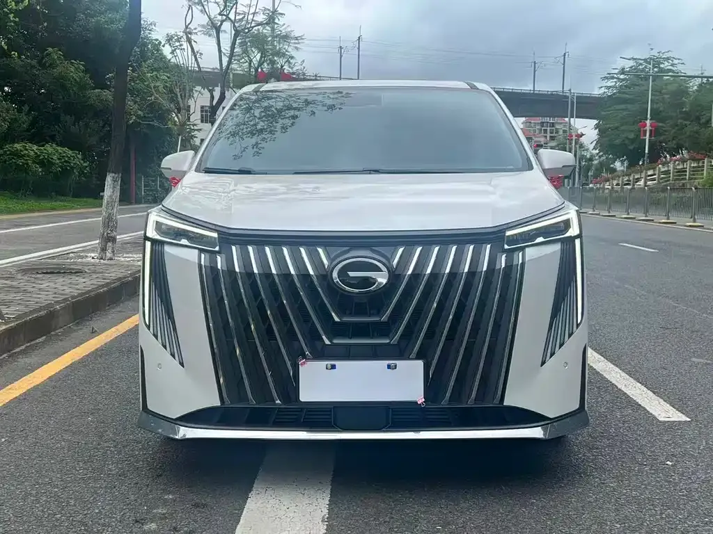 GAC Motor Trumpchi M8 — фото 10