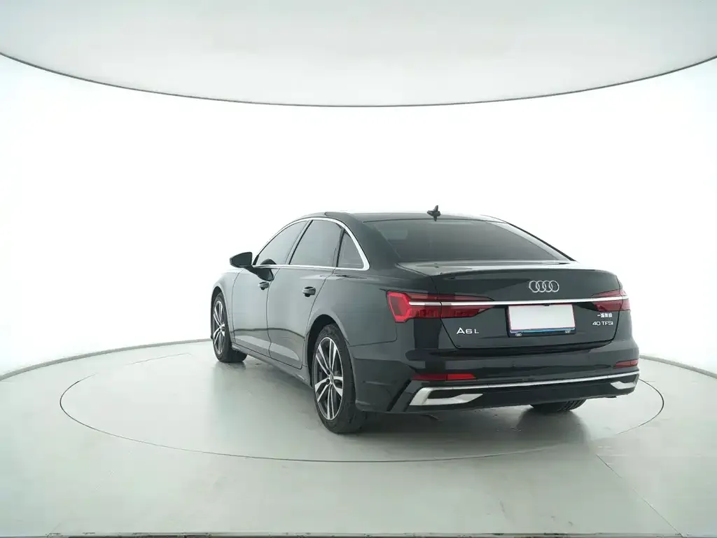 Audi A6L — фото 3