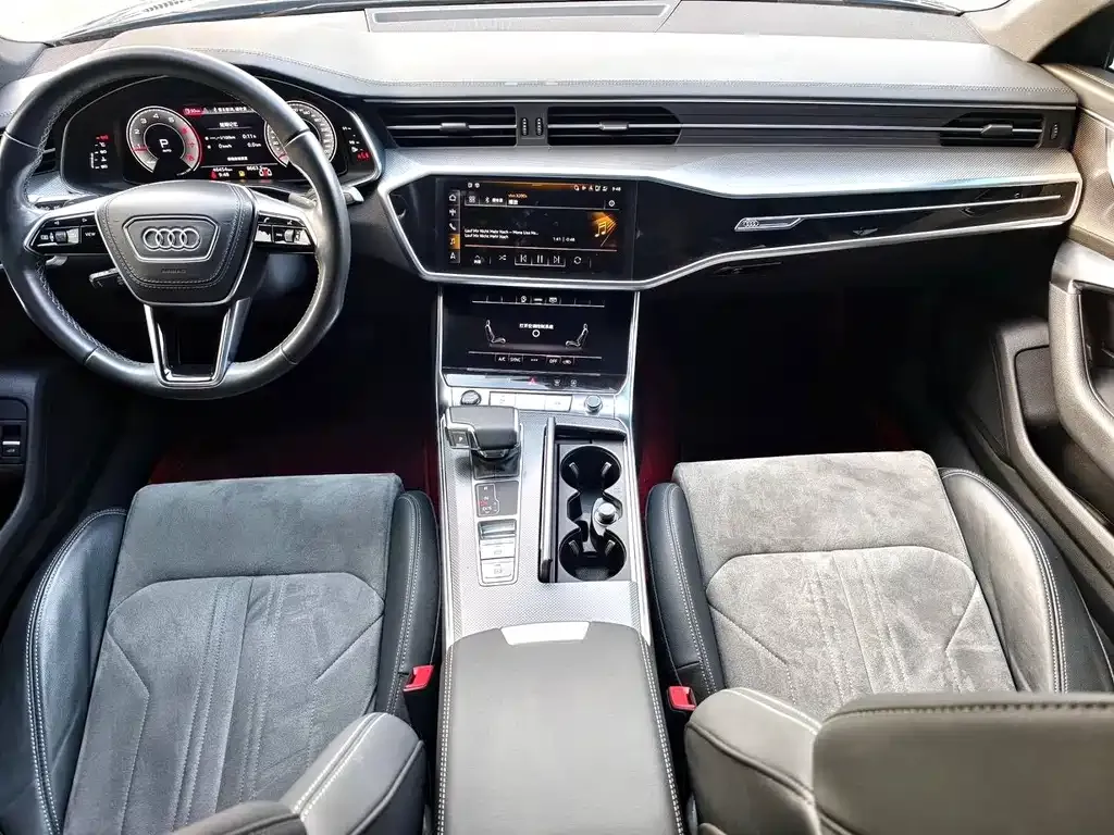 Audi A6L — фото 8
