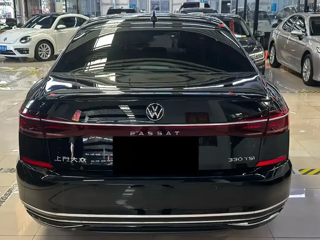 Volkswagen Passat — фото 4