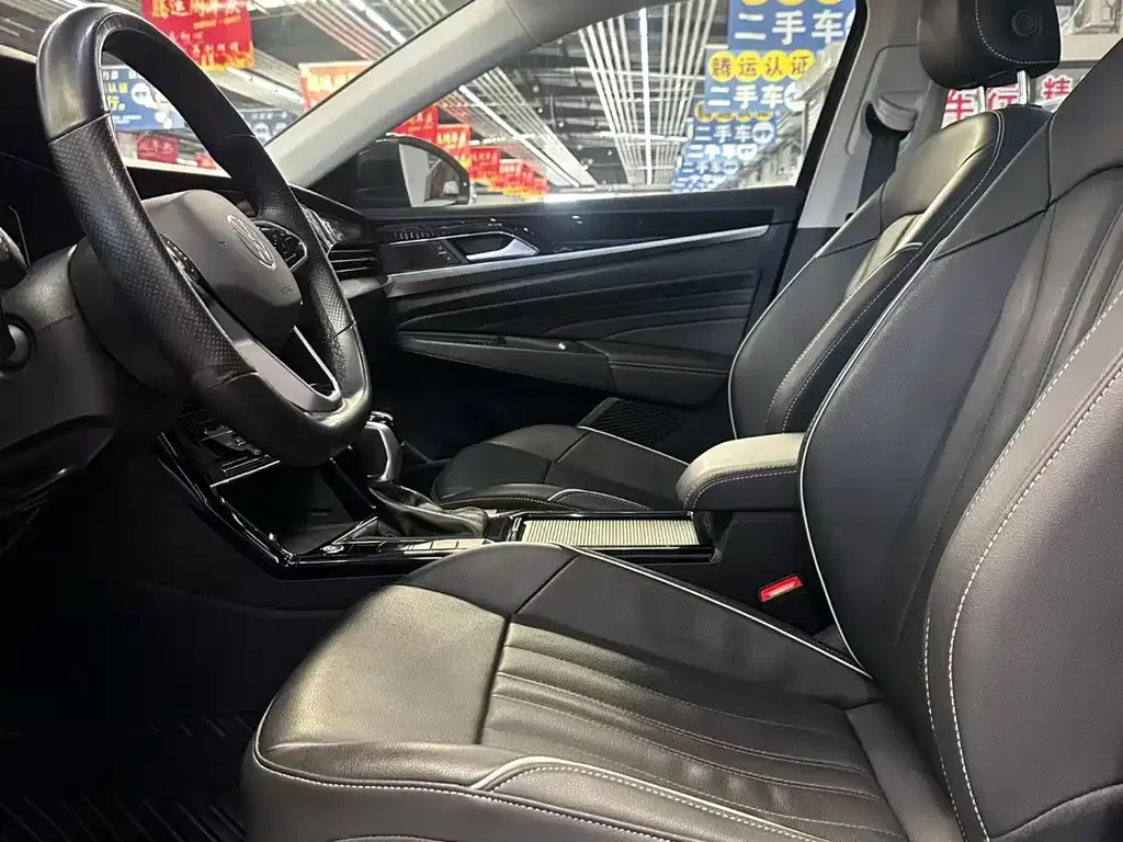 Volkswagen Passat — фото 5