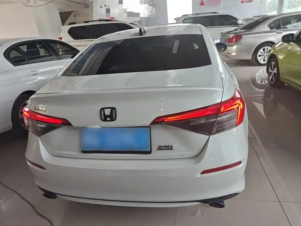 Honda Civic — фото 4