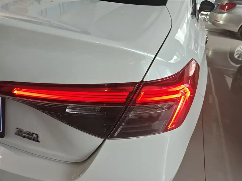 Honda Civic — фото 5