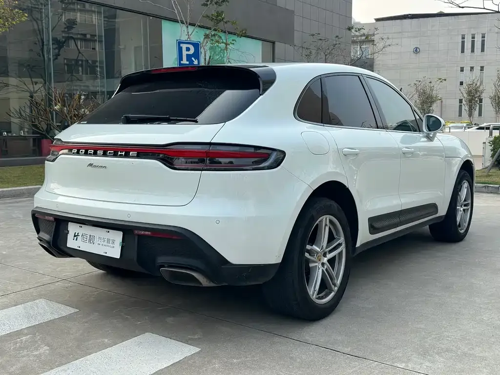 Porsche Macan — фото 10