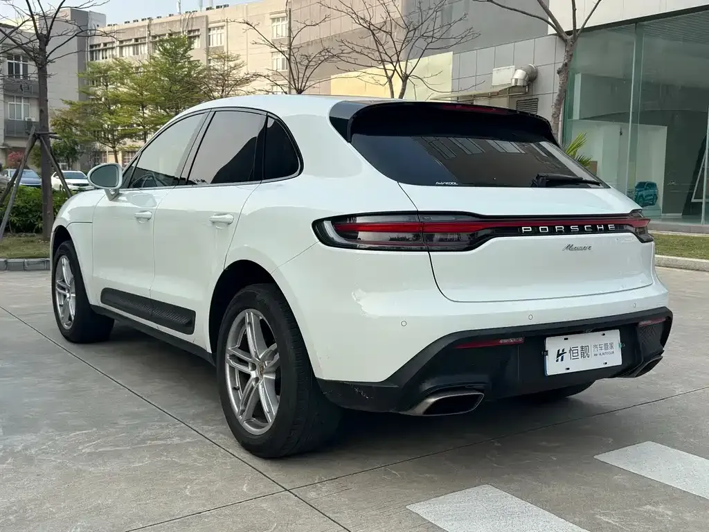 Porsche Macan — фото 7