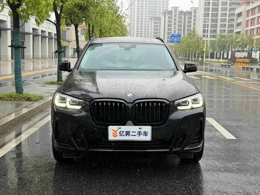 BMW X3 — фото 9